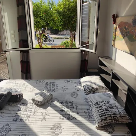 B&g Kalamata Apartamento *