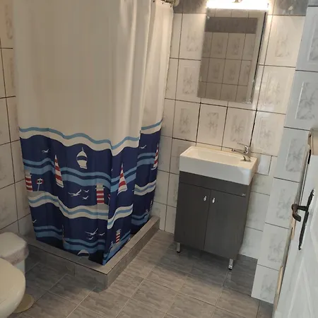 Daire B&g Kalamata Faraí