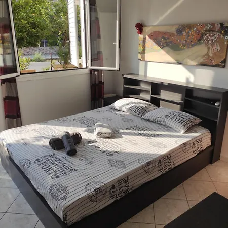 B&g Kalamata Daire