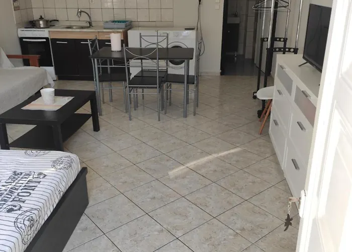 B&g Kalamata Apartamento Faraí